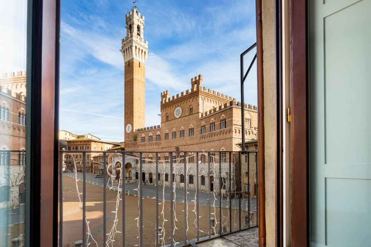 The Balcony Suite - Affaccio Su Piazza Del Campo Siena Esterno foto