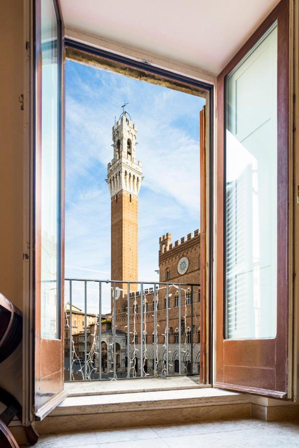 The Balcony Suite - Affaccio Su Piazza Del Campo Siena Esterno foto