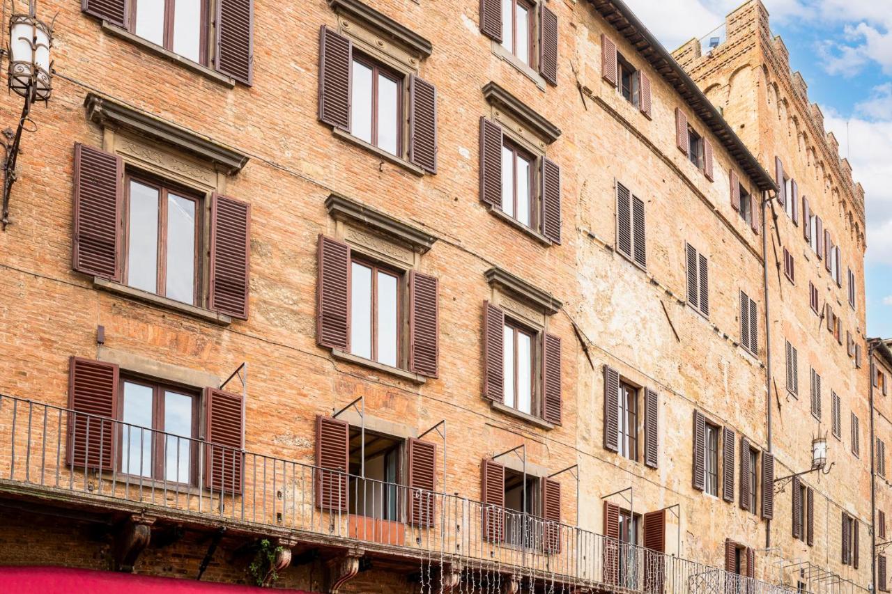 The Balcony Suite - Affaccio Su Piazza Del Campo Siena Esterno foto