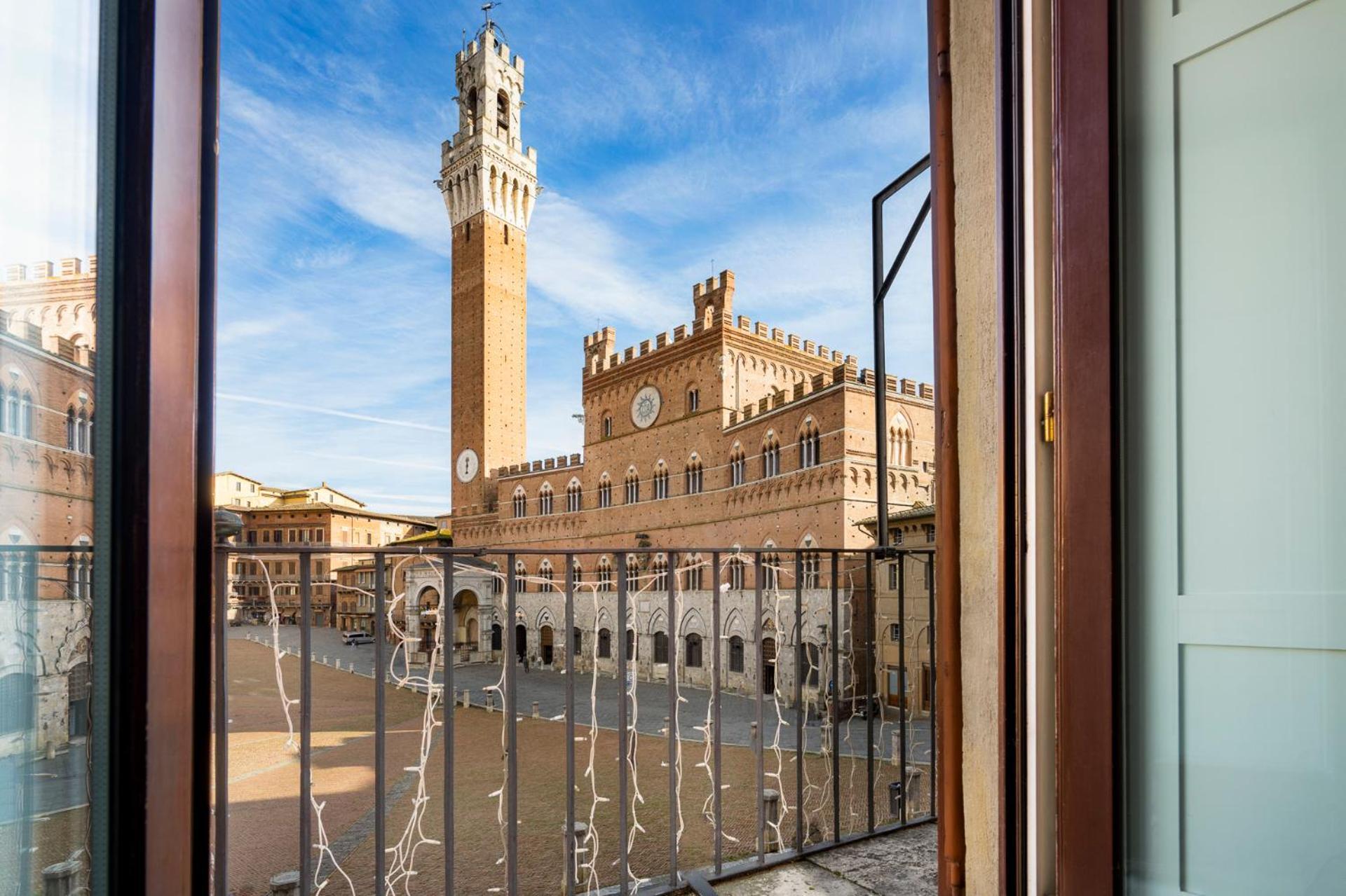 The Balcony Suite - Affaccio Su Piazza Del Campo Siena Esterno foto