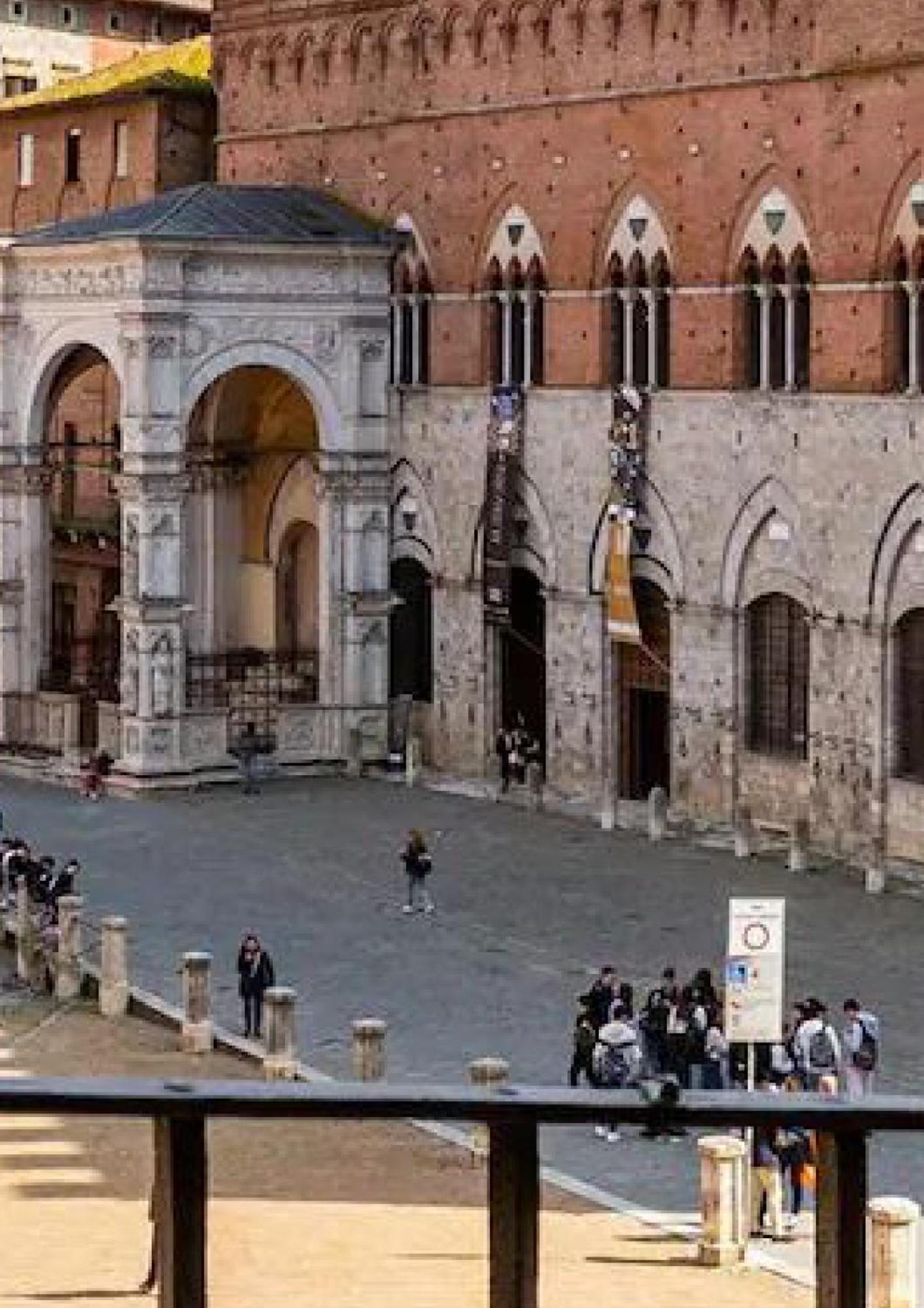The Balcony Suite - Affaccio Su Piazza Del Campo Siena Esterno foto